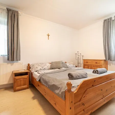 Apartment Kek Vendeghaz Balatongyorok